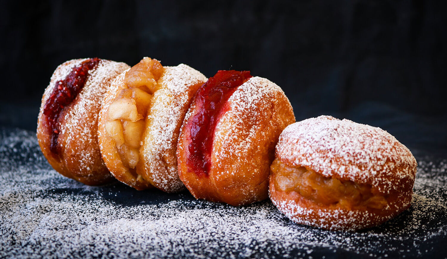 Ugly Apple Pączki